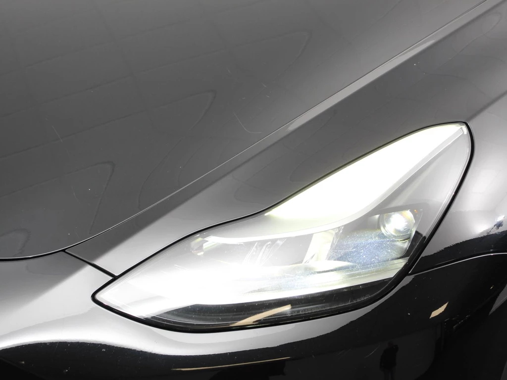 Tesla Model Y – foto 25