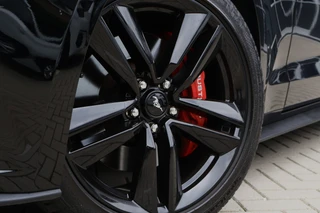 Ford Mustang – thumbnail 17