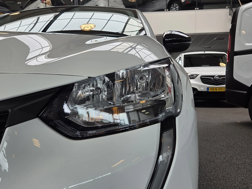 Peugeot 208 – foto 8