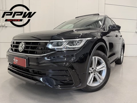 Volkswagen Tiguan 1.4 TSI eHybrid 3xR-Line PANO/TREKHAAK/HEAD-UP/IQ-LIGHT/SOH 88%/ACC/SFEER/VIRTUAL/CARPLAY/CAMERA/KEYLESS/PARK-ASSIST/PRIVACY/DESIGN-PAKKET BLACK STYLE/VOLLEDIG VW DEALER HISTORIE