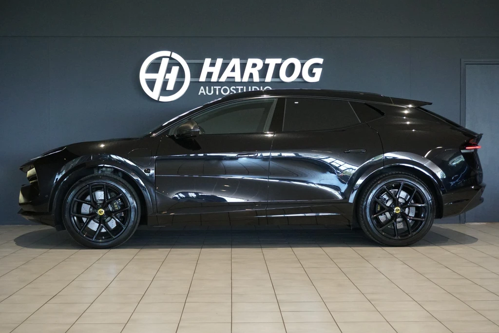 Lotus Eletre – foto 2