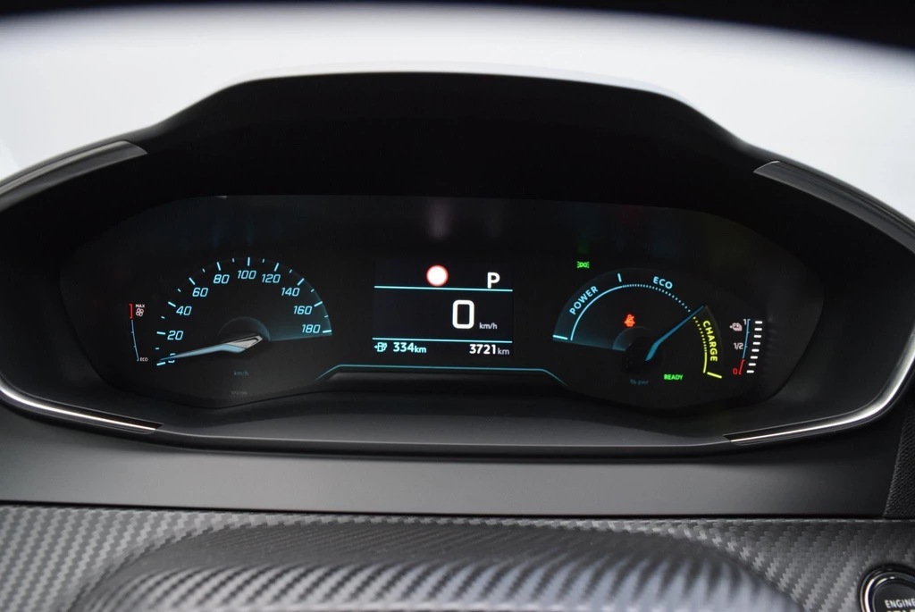 Peugeot e-208 – foto 14