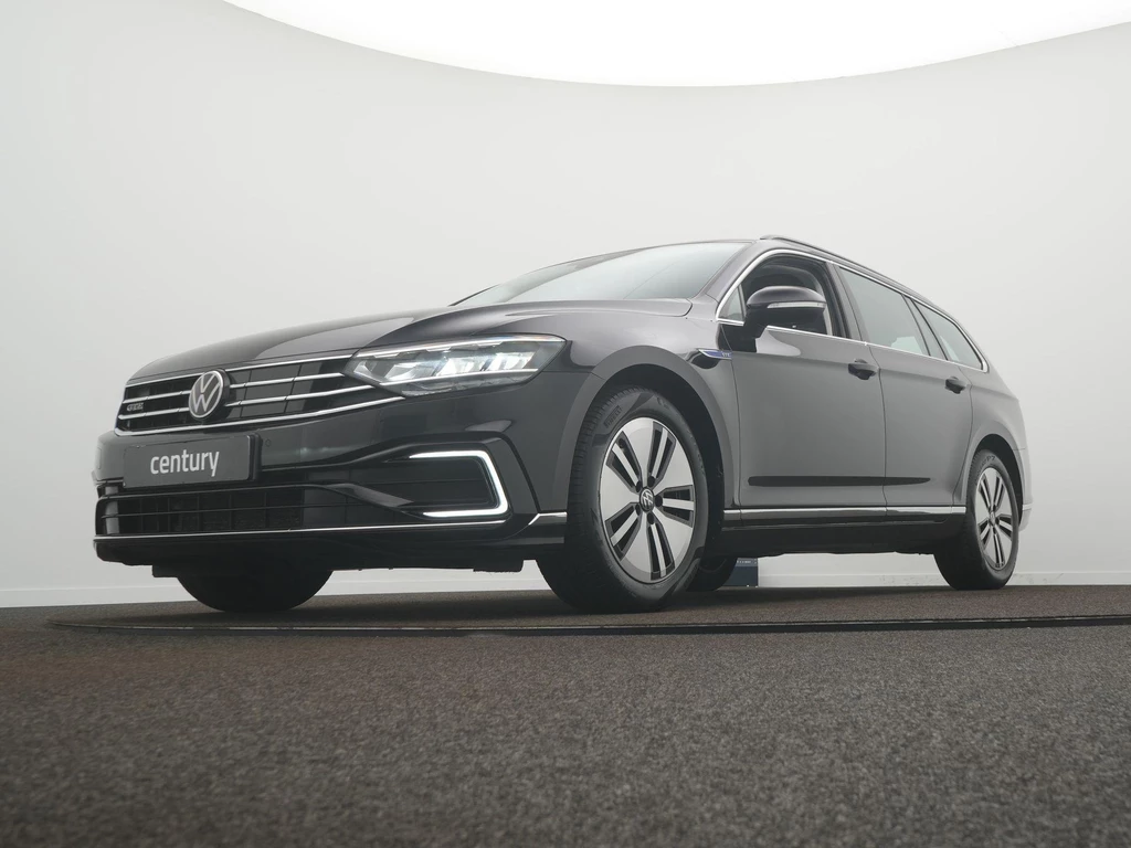 Volkswagen Passat – foto 2