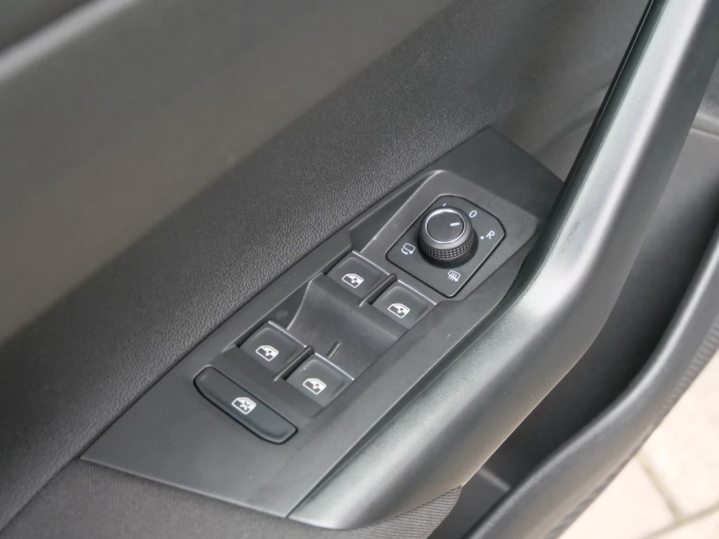 Volkswagen Taigo – foto 34