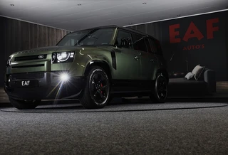 Land Rover Defender – thumbnail 1