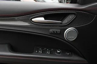 Alfa Romeo Stelvio – thumbnail 39