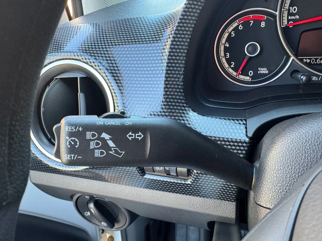 Volkswagen up! – foto 23
