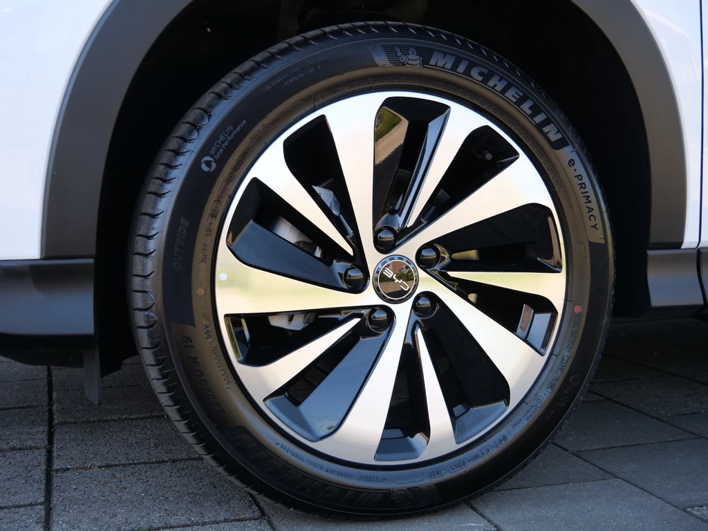 BYD SEAL U – foto 35