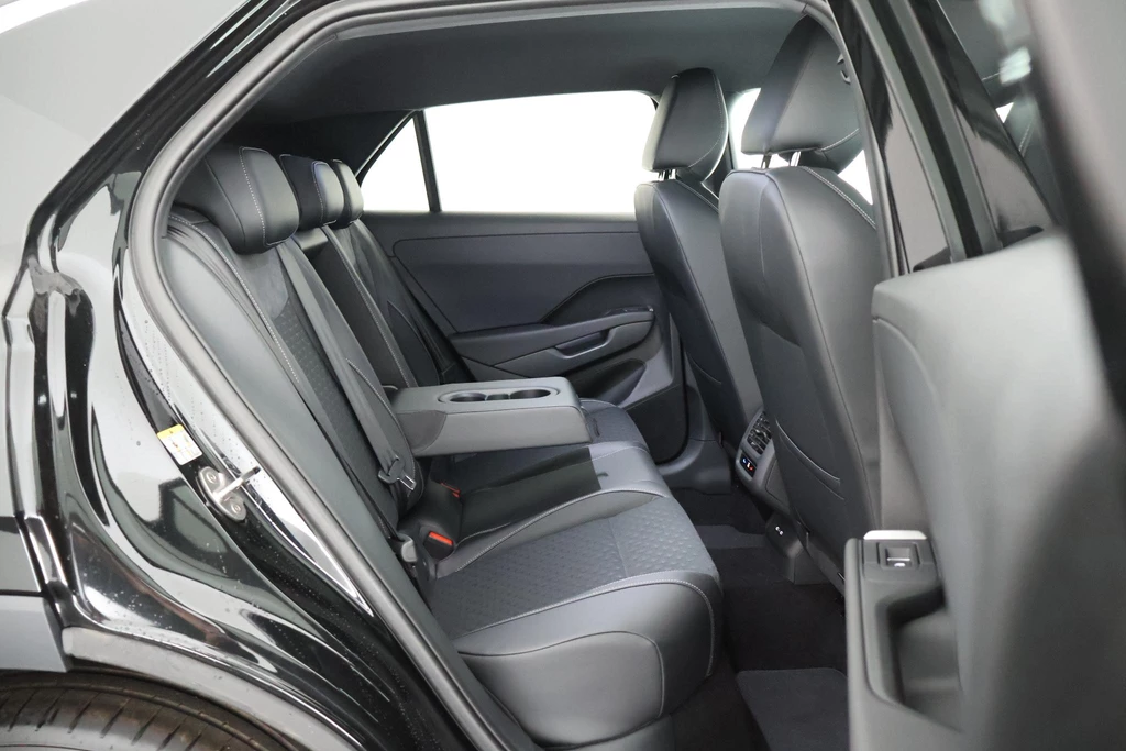 Volkswagen T-Roc – foto 12
