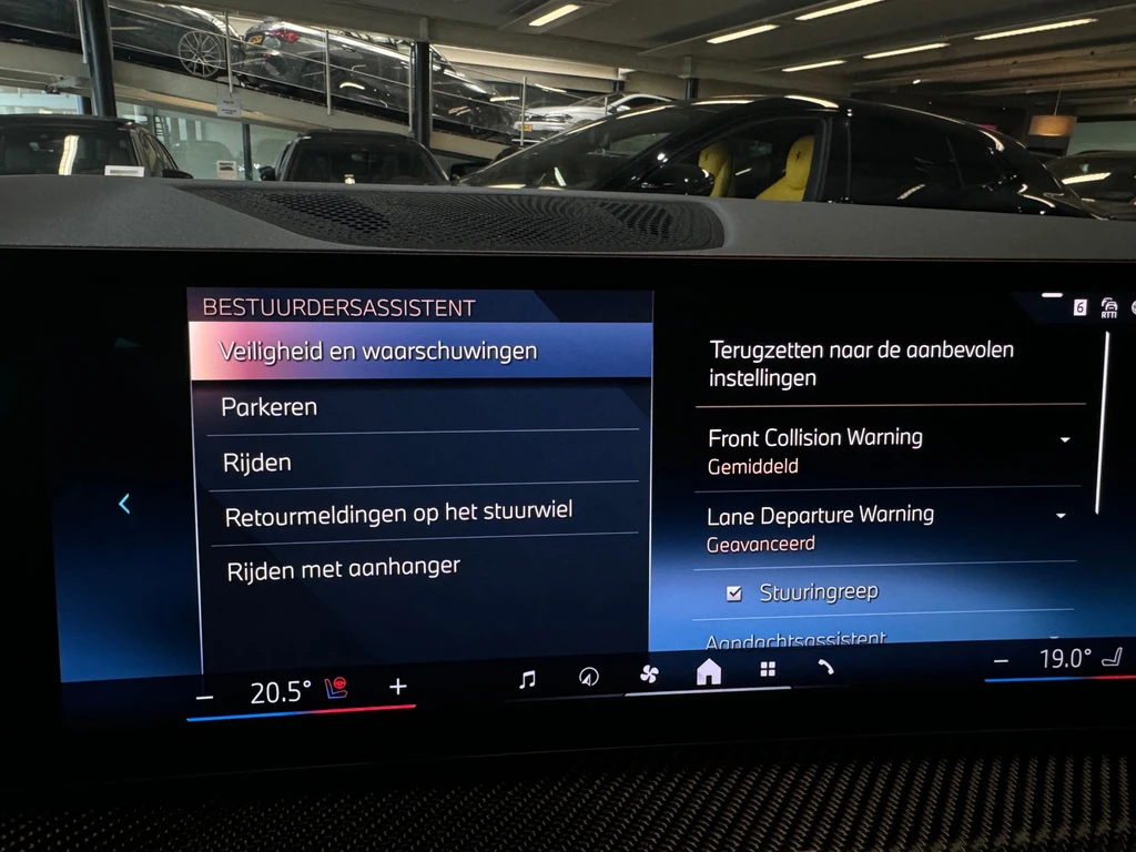 BMW X5 – foto 32