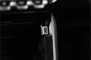 Peugeot 208 – thumbnail 22