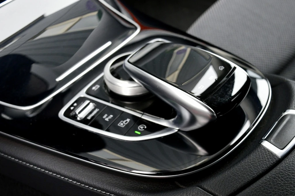 Mercedes-Benz E-Klasse – foto 24