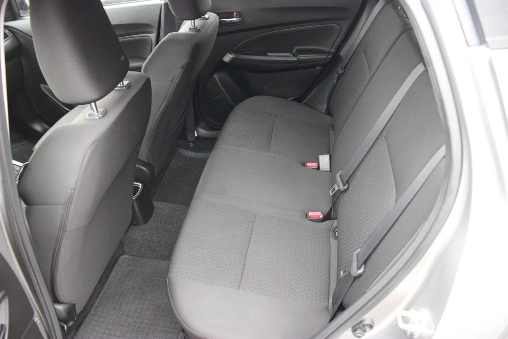 Suzuki Swift – foto 12