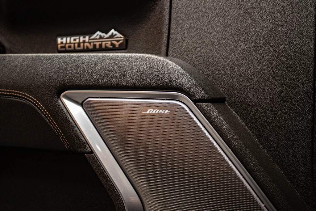 Chevrolet Silverado – foto 23