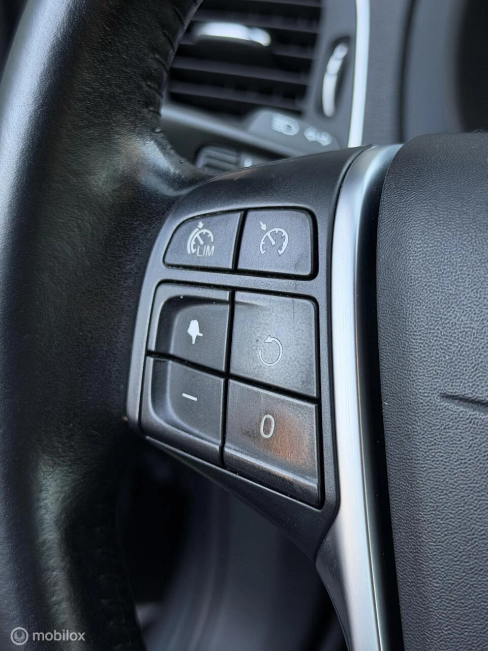 Volvo V40 – foto 24