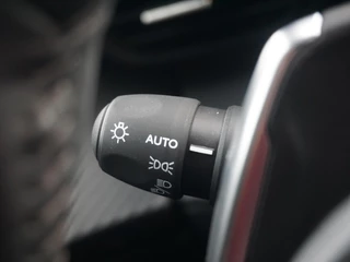 Peugeot 2008 – thumbnail 12