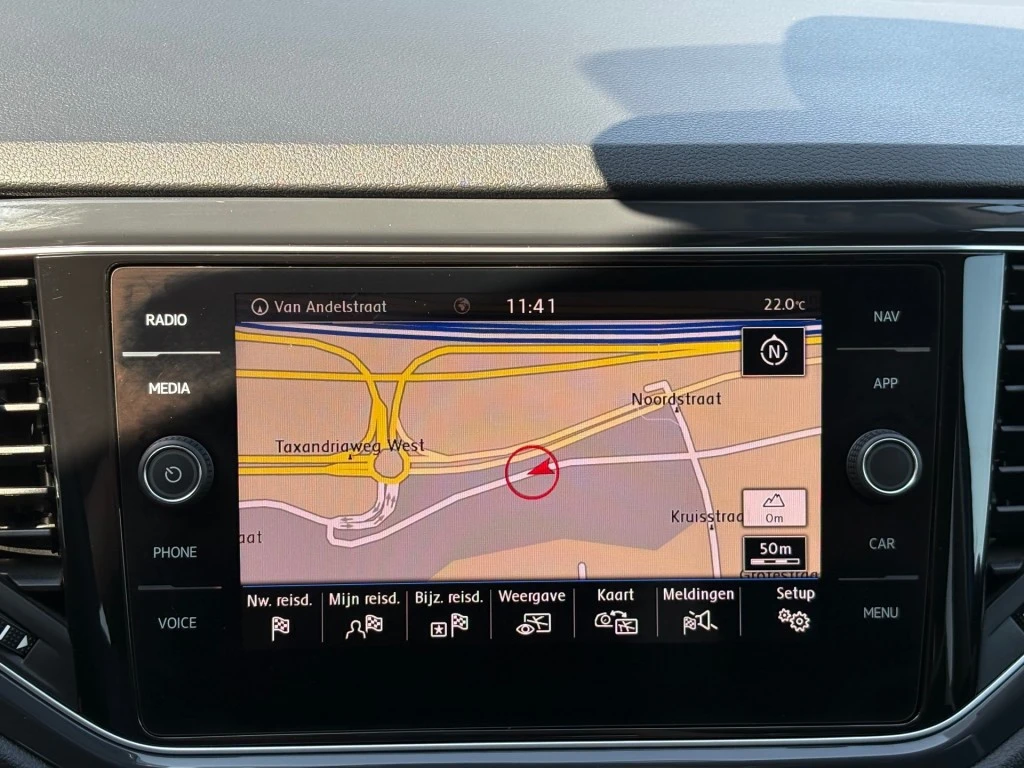 Volkswagen T-Roc – foto 9