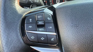 Ford Explorer – thumbnail 17
