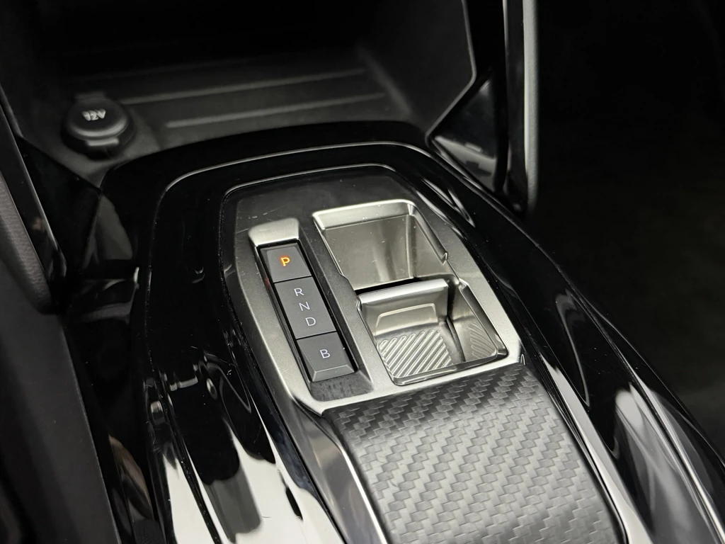 Peugeot e-208 – foto 21
