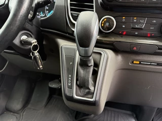 Ford Transit Custom – thumbnail 24