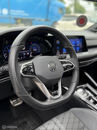 Volkswagen Golf – thumbnail 24