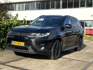 Mitsubishi Outlander – thumbnail 1