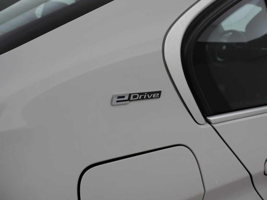 BMW 3 Serie – foto 13
