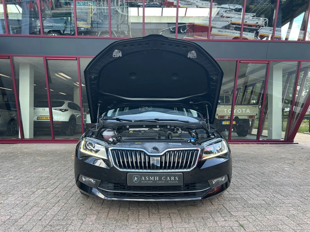 Škoda Superb – foto 9