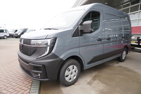 Renault Master T35 2.0 dCi 170PK L2H2 Extra Schuifdeur L / R Nr. V187 | Climate | Navi | Cruise | Trekhaak | Betimmering