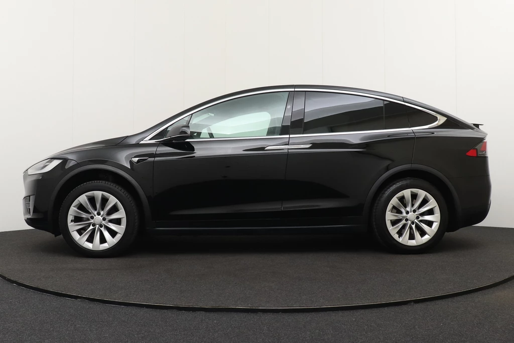 Tesla Model X – foto 2