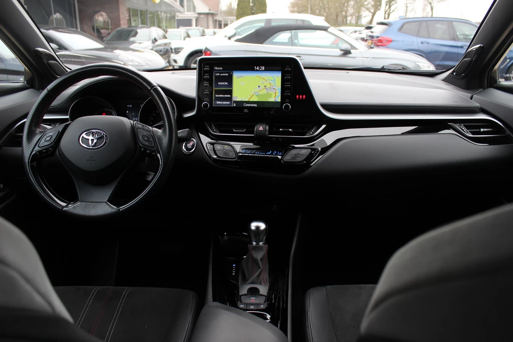 Toyota C-HR – foto 9