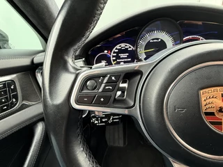 Porsche Panamera – thumbnail 21