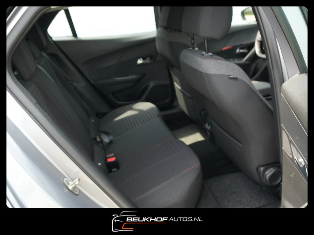 Peugeot e-2008 – foto 25