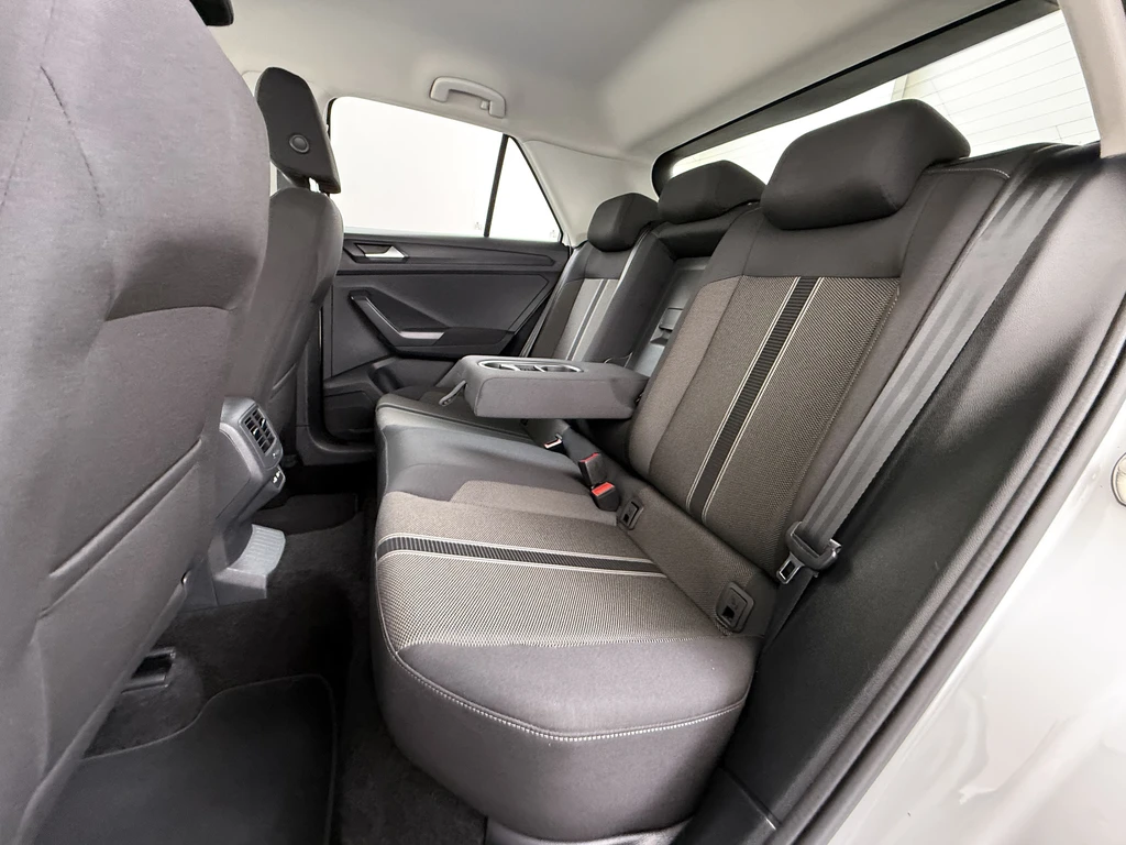 Volkswagen T-Roc – foto 14