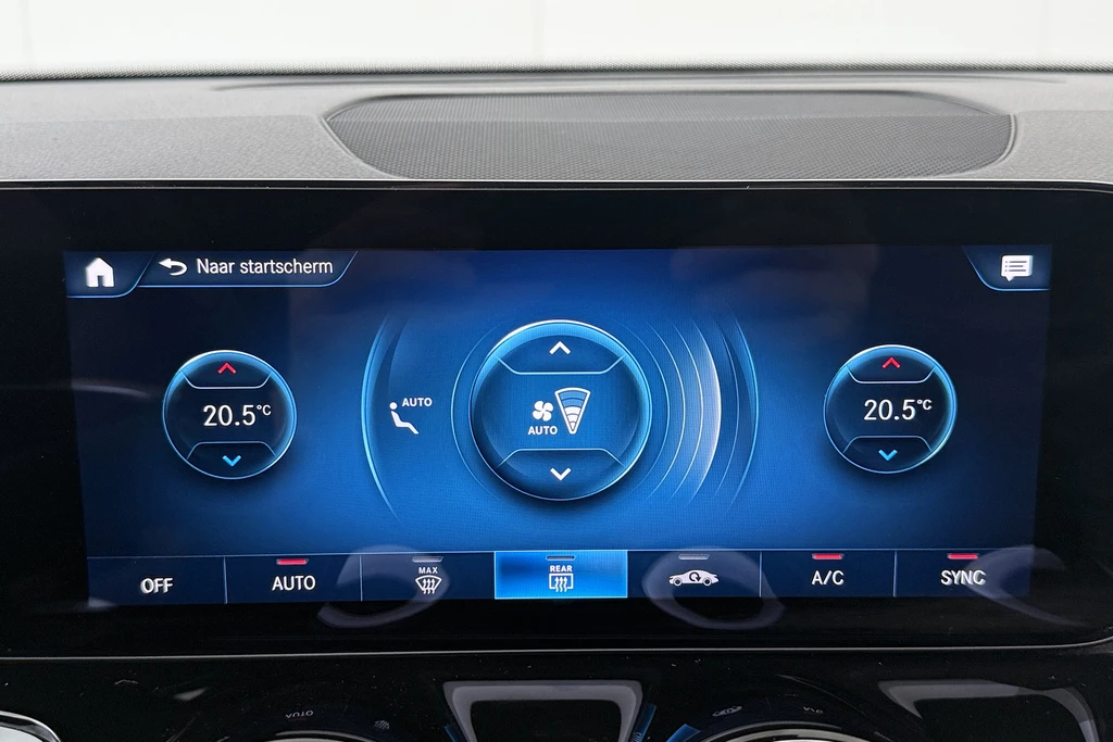 Mercedes-Benz GLB – foto 32