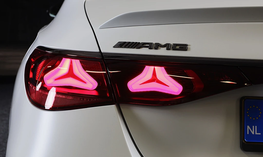 Mercedes-Benz E-Klasse – foto 76