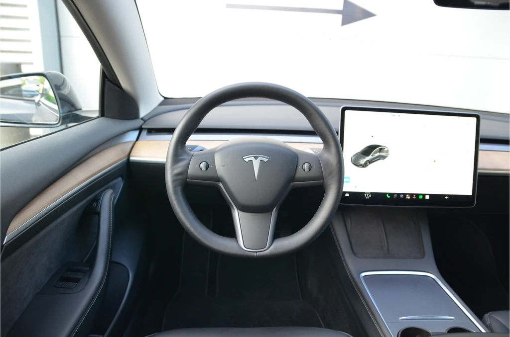 Tesla Model 3 – foto 14