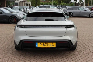 Porsche Taycan – thumbnail 4