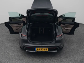 Porsche Taycan – thumbnail 32