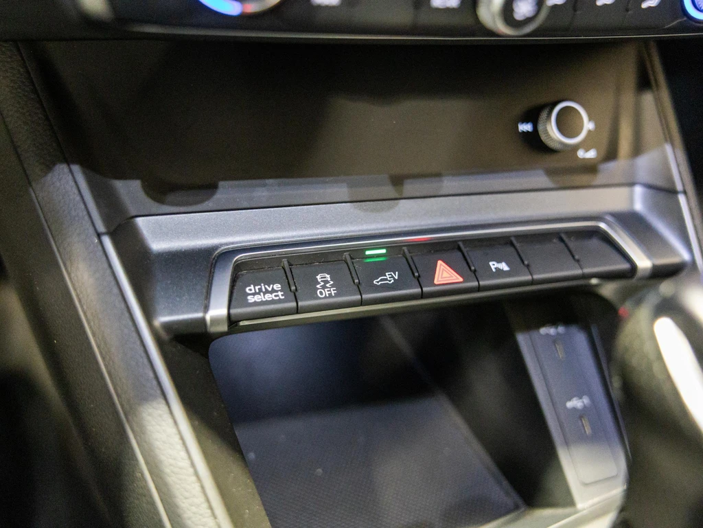 Audi Q3 – foto 40