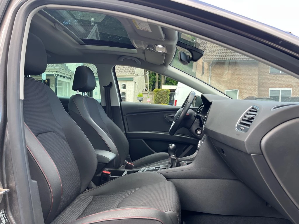 SEAT Leon – foto 7