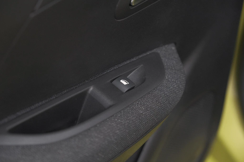 Peugeot 208 – foto 32