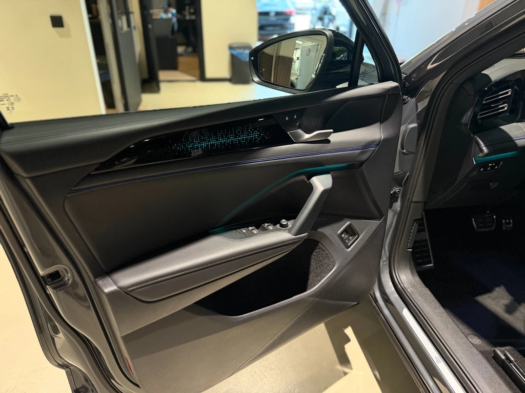 Volkswagen Tiguan – foto 16