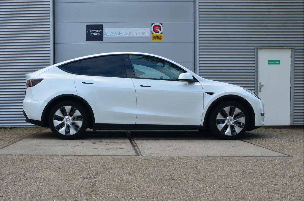 Tesla Model Y – foto 4