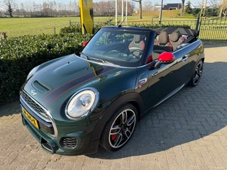 MINI Cabrio – thumbnail 1