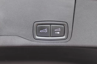 Porsche Taycan – thumbnail 34