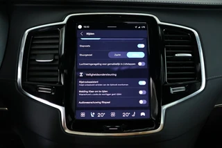 Volvo XC90 – thumbnail 35