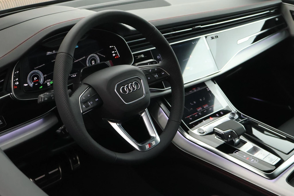Audi Q8 – foto 8