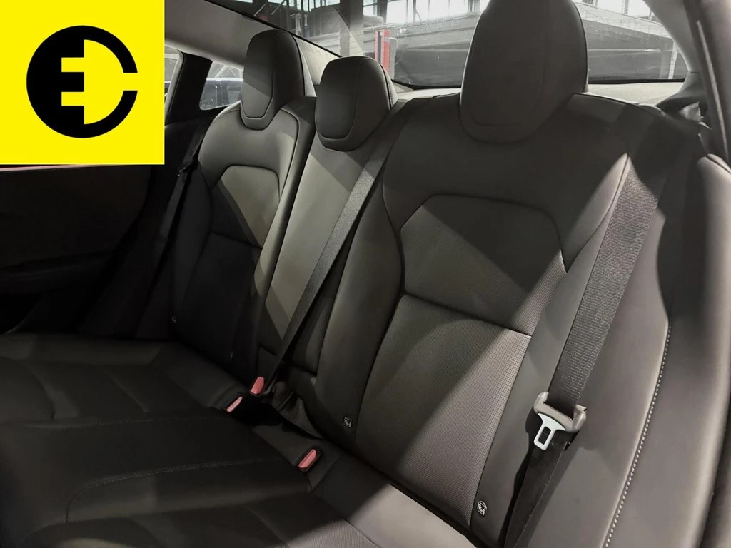 Tesla Model 3 – foto 16