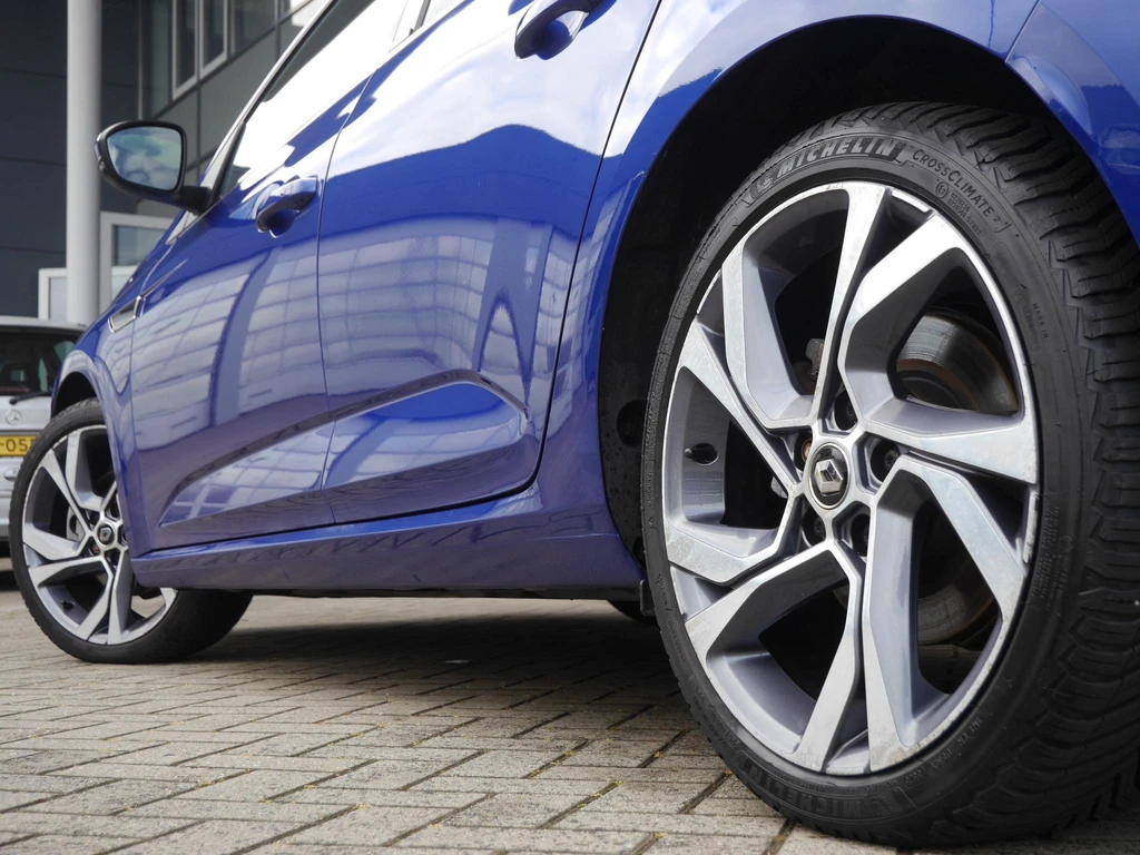 Renault Megane E-Tech – foto 27